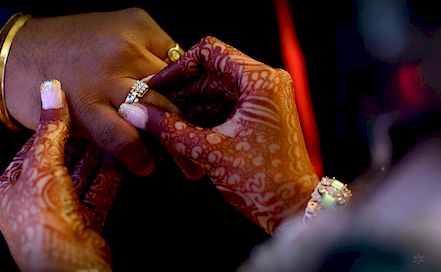 Mahesh Kelkar Photography - Best Wedding & Candid Photographer in  Mumbai | BookEventZ